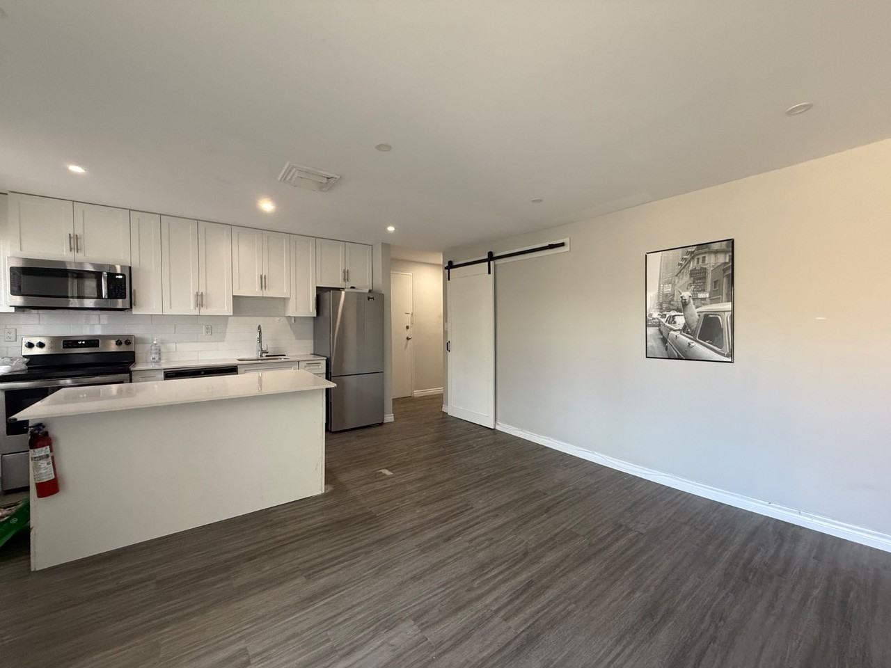 10 West Park Avenue - Photo 4 of 13