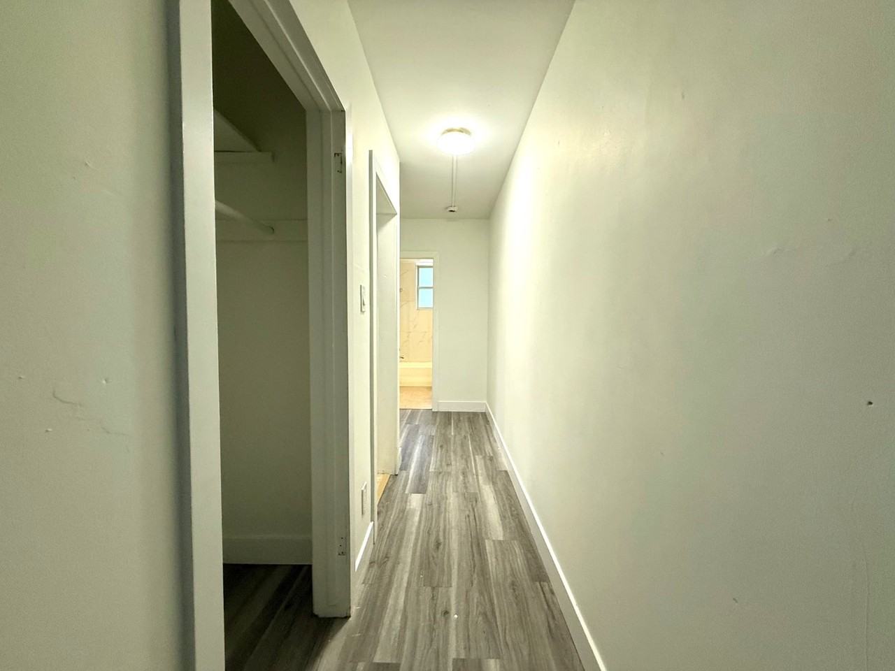 169 Park Row S - Photo 2 of 10