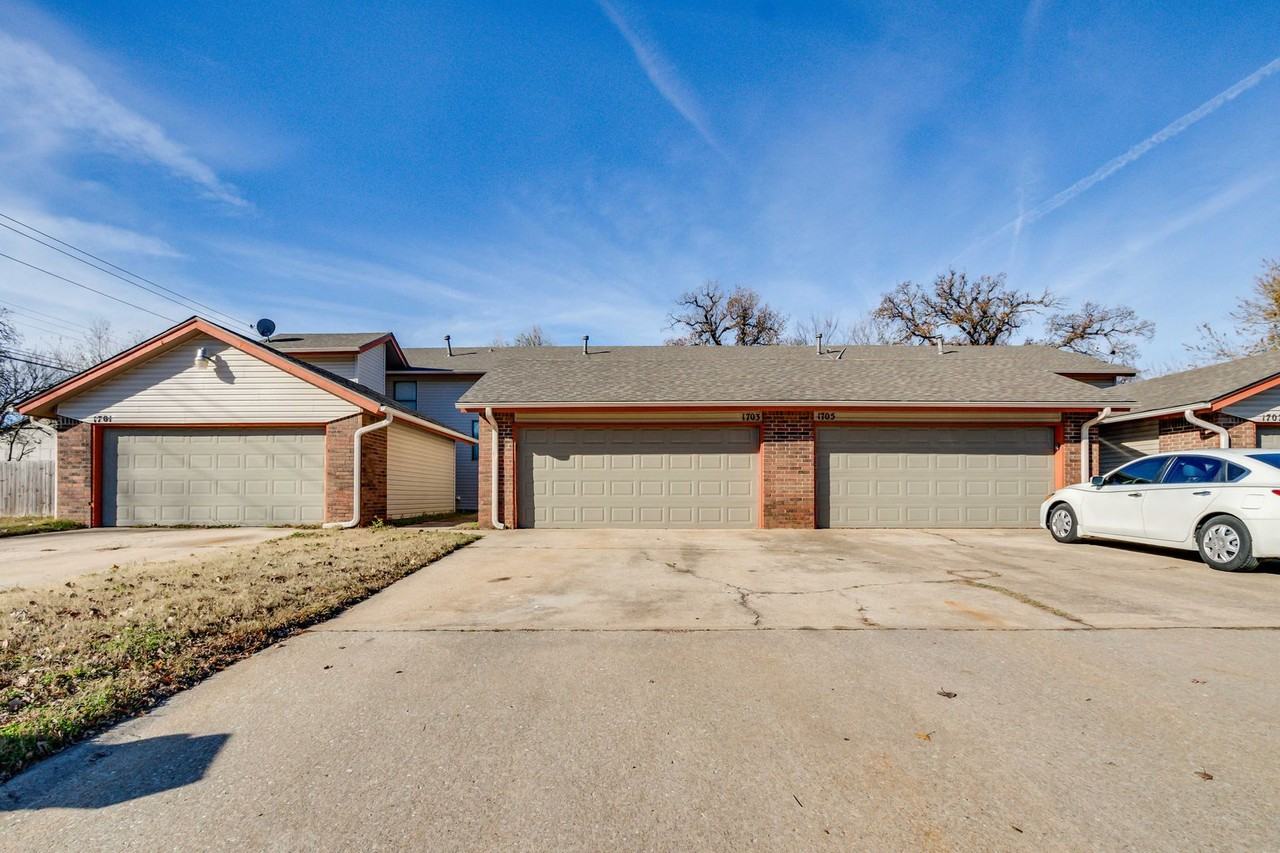 1703 North Gleason Avenue - Photo 4 of 50