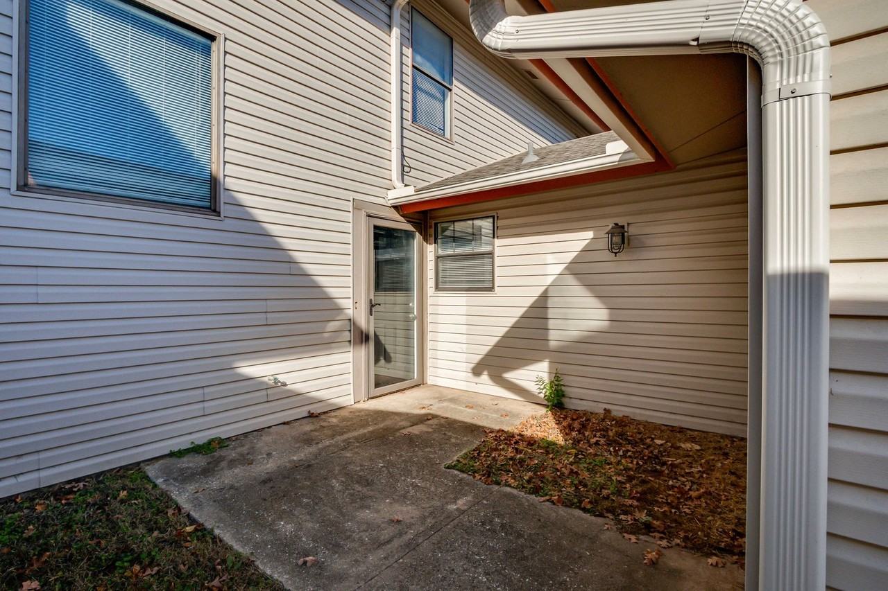 1703 North Gleason Avenue - Photo 5 of 50