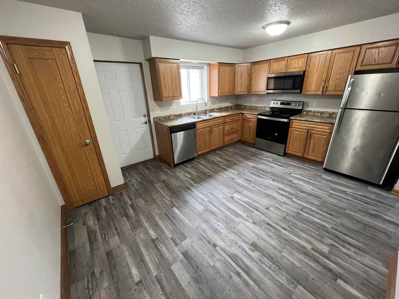 1304 Florida Ave #1 - Photo 5 of 23