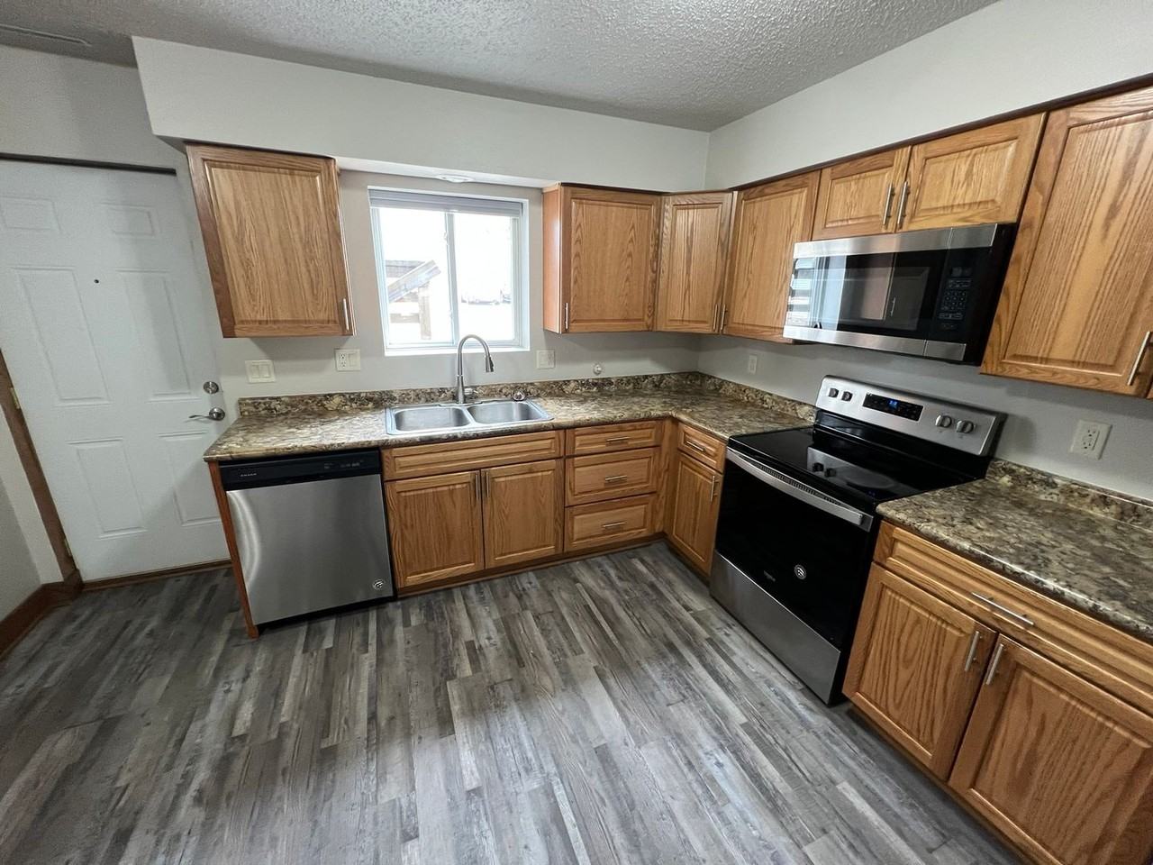 1304 Florida Ave #1 - Photo 7 of 23