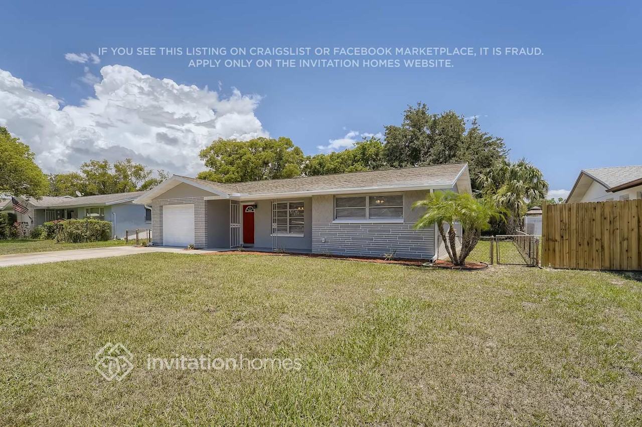 7530 Rosewood Dr - Photo 2 of 26