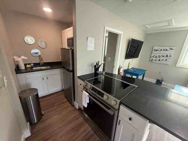 1848 Orangeburg Road - Photo 4 of 9