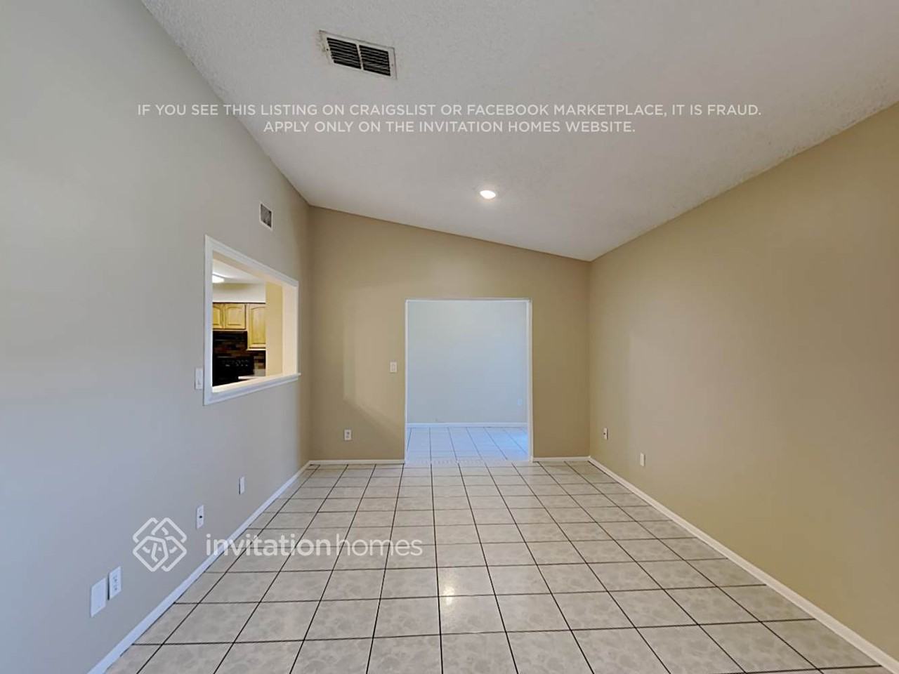 3319 Fox Ridge Dr - Photo 4 of 18