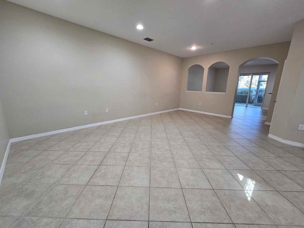 5490 Soapstone Pl - Photo 4 of 30