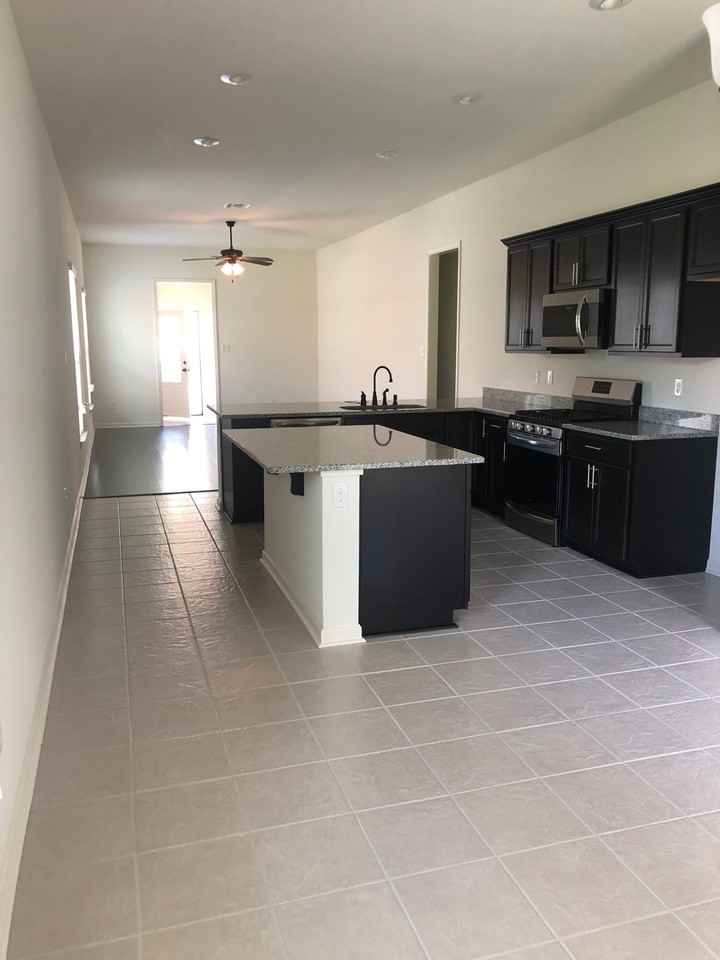 774 Sehdeva Memorial Dr - Photo 7 of 24