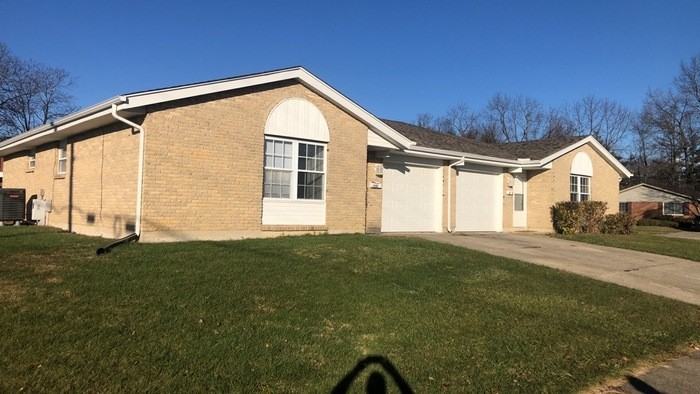 2267 Chapel Dr - Photo 2 of 39