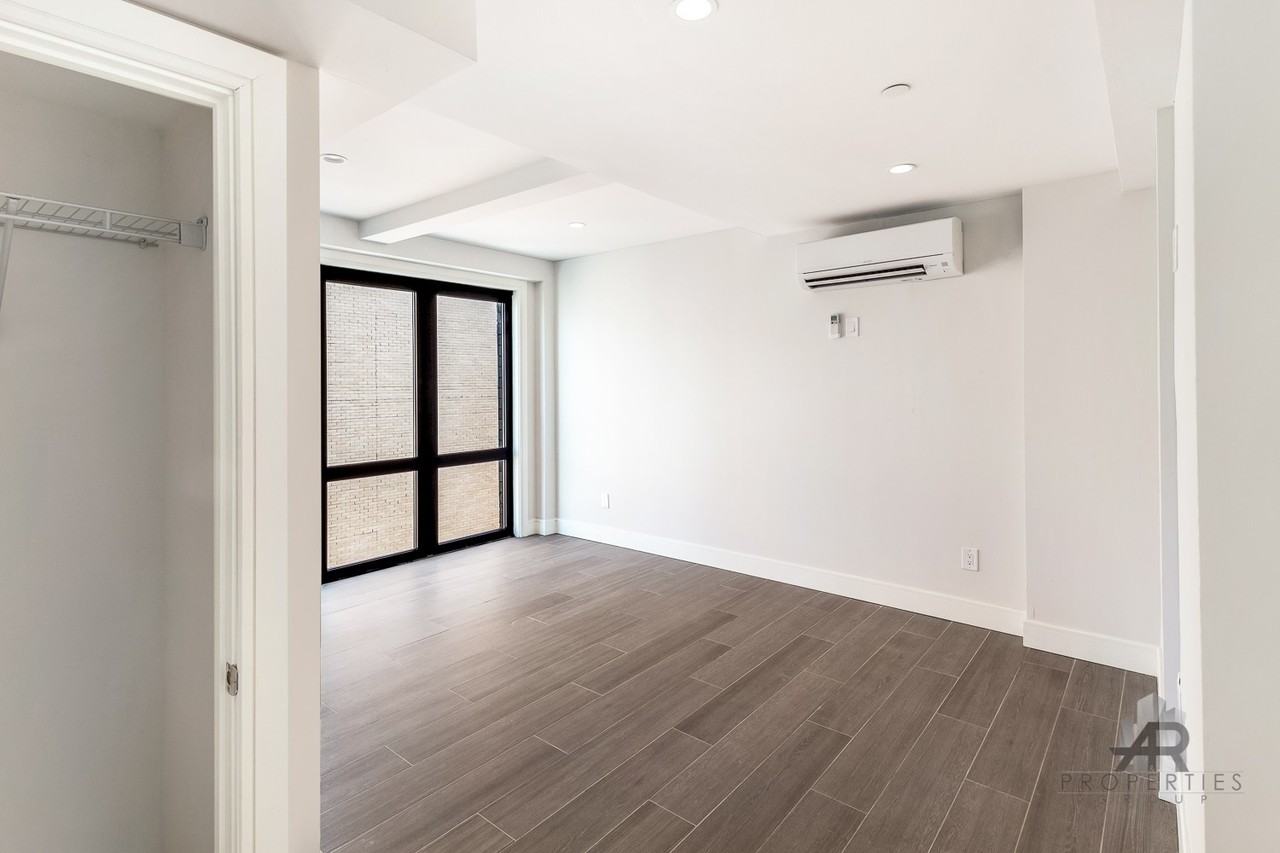 2121ACP - Photo 4 of 10