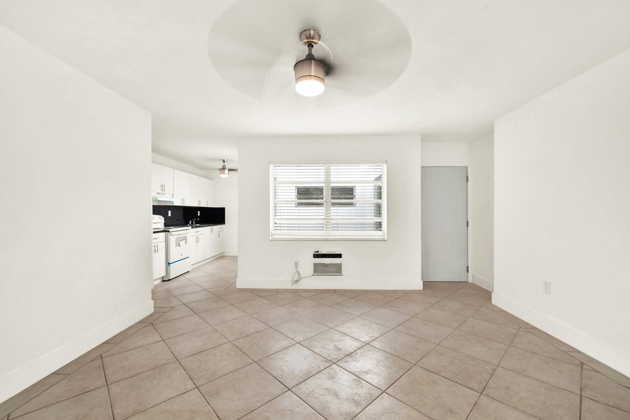 330-340 Madeira Ave. - Photo 2 of 11