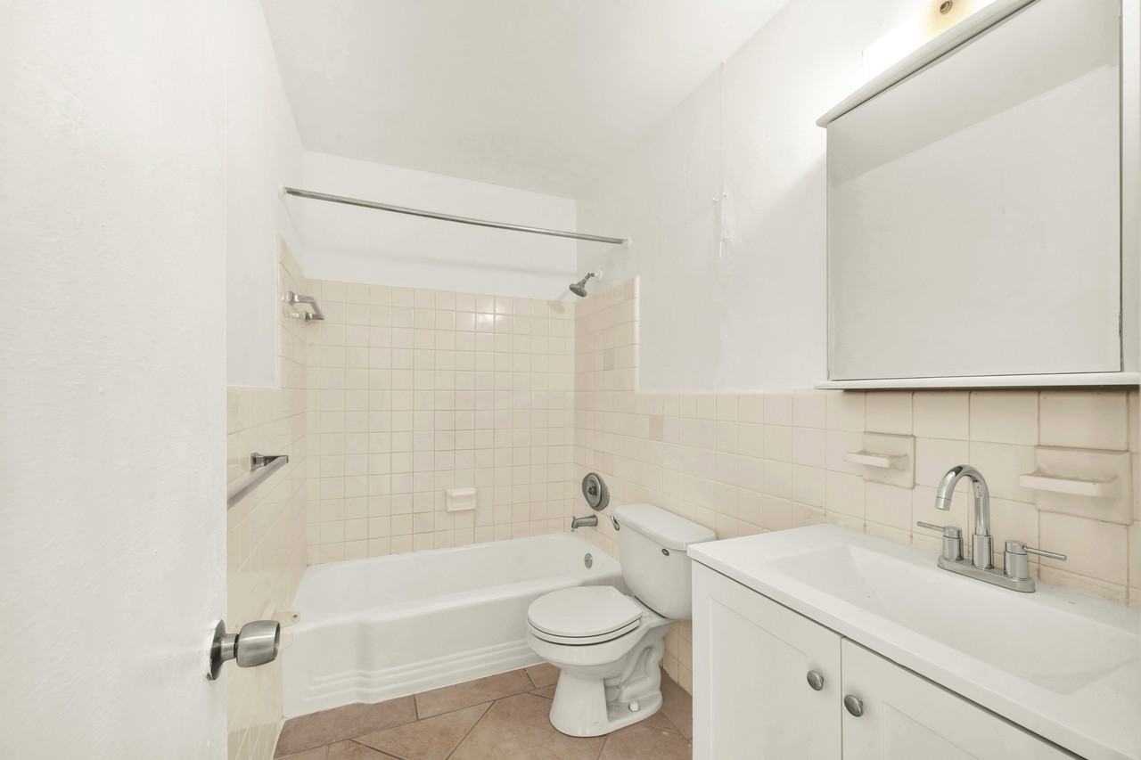 330-340 Madeira Ave. - Photo 6 of 11