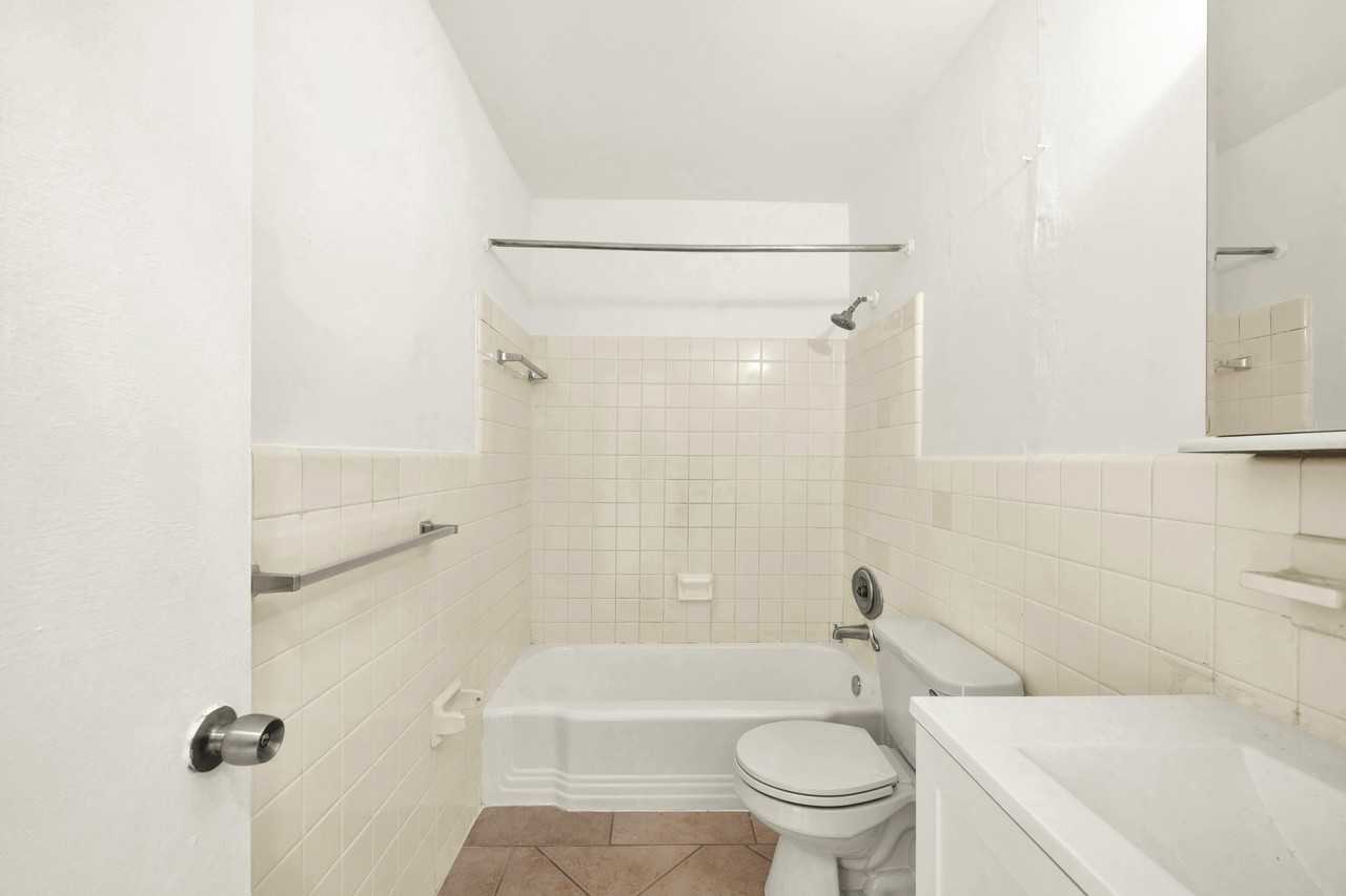 330-340 Madeira Ave. - Photo 7 of 11