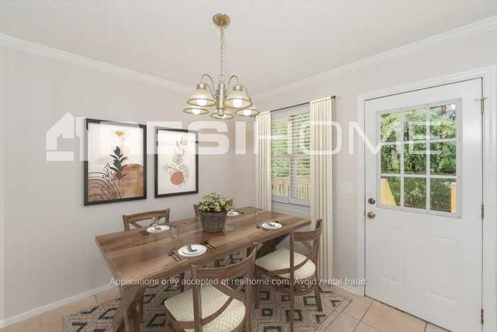 1882 Pebble Lake Dr - Photo 5 of 19