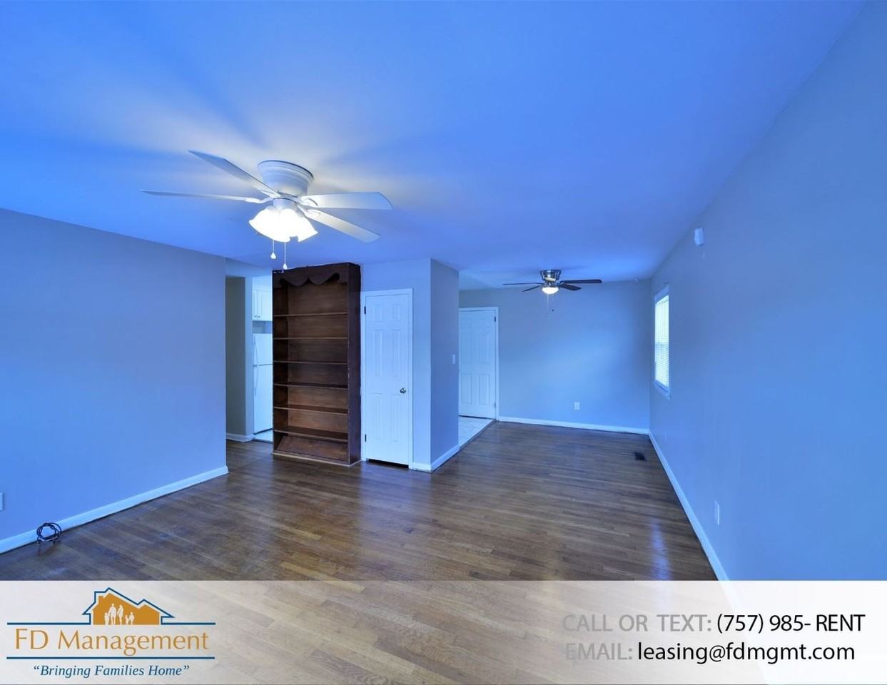 405 Adwood Ct - Photo 3 of 12