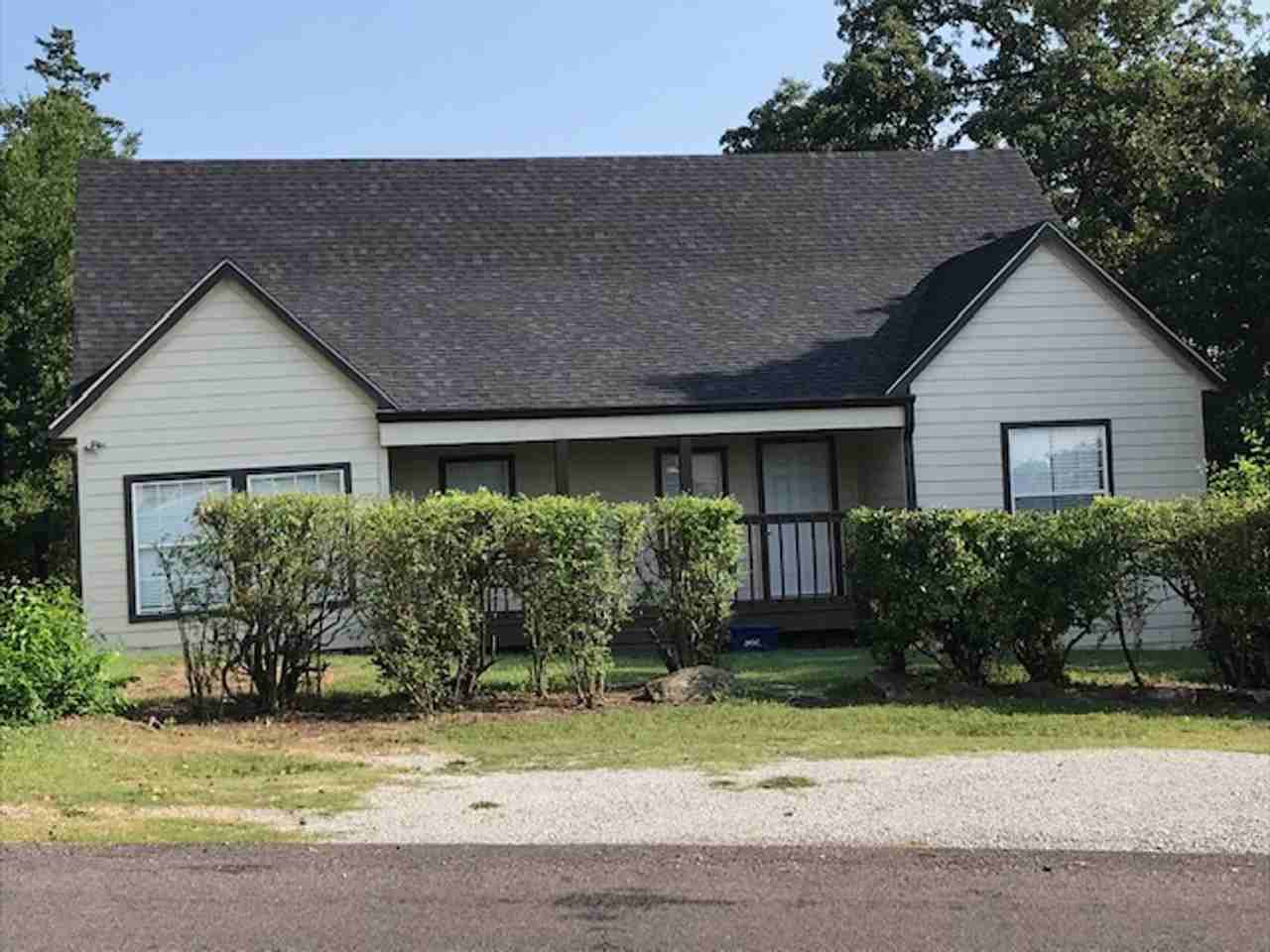 1220 East 15th Street