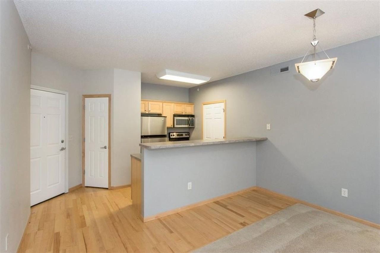 2450 Cascade Lane - Photo 6 of 24