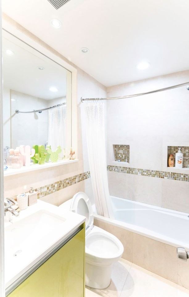 6905 Breezewood Terrace - Photo 3 of 31