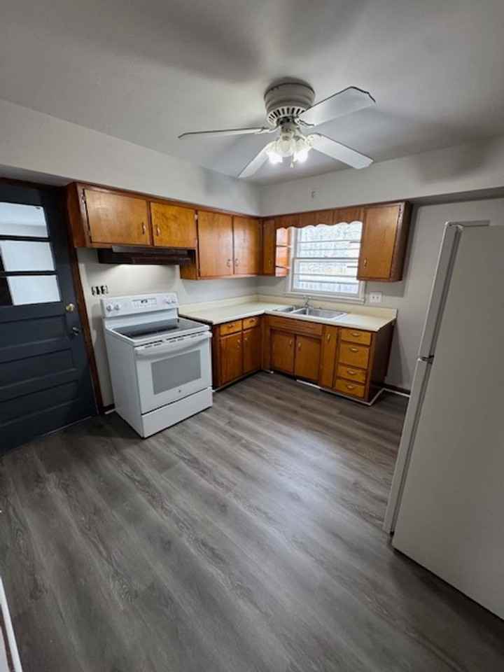 2412 Juliette Avenue - Photo 3 of 7