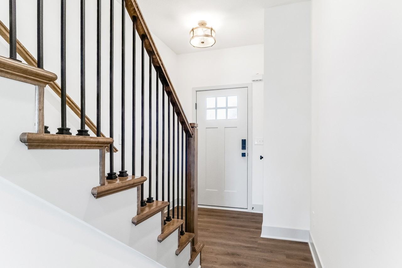 Eagle Creek Townhomes - Photo 5 of 50