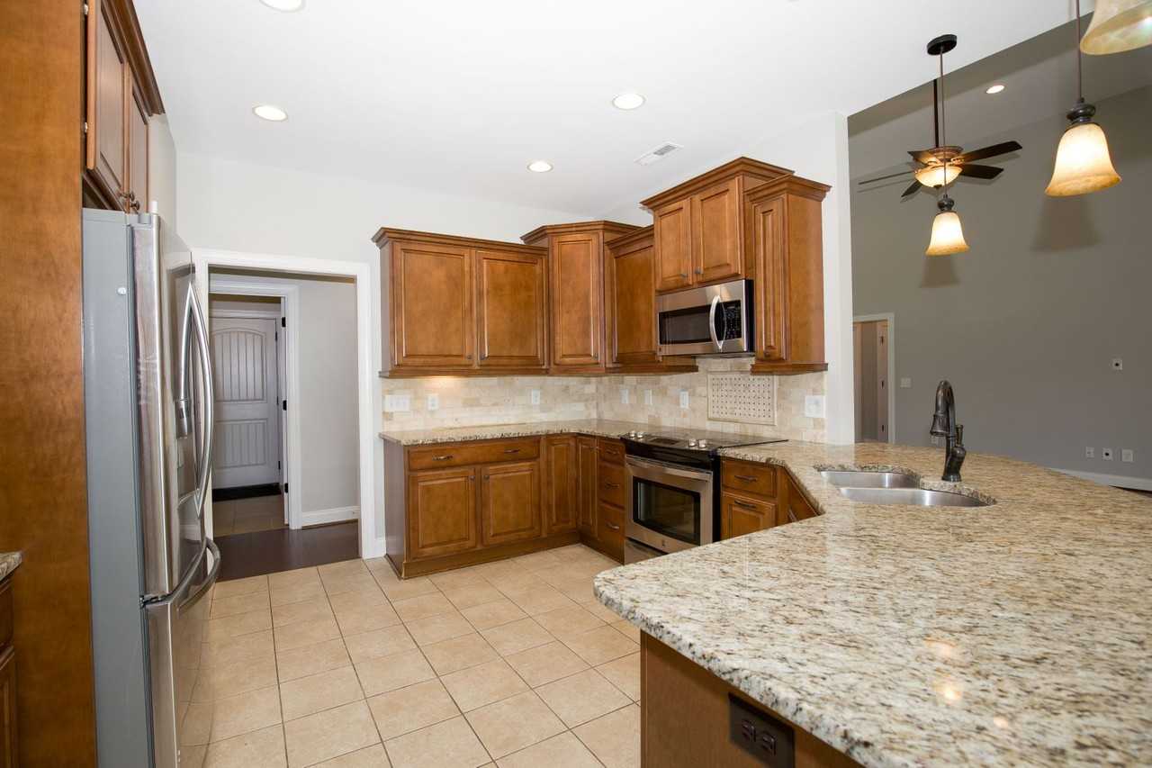 1265 Greenbriar Drive - Photo 6 of 50