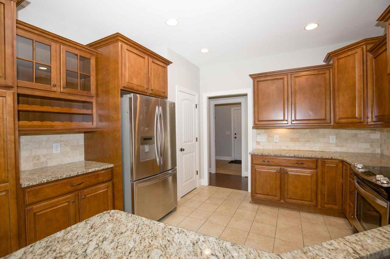 1265 Greenbriar Drive - Photo 7 of 50