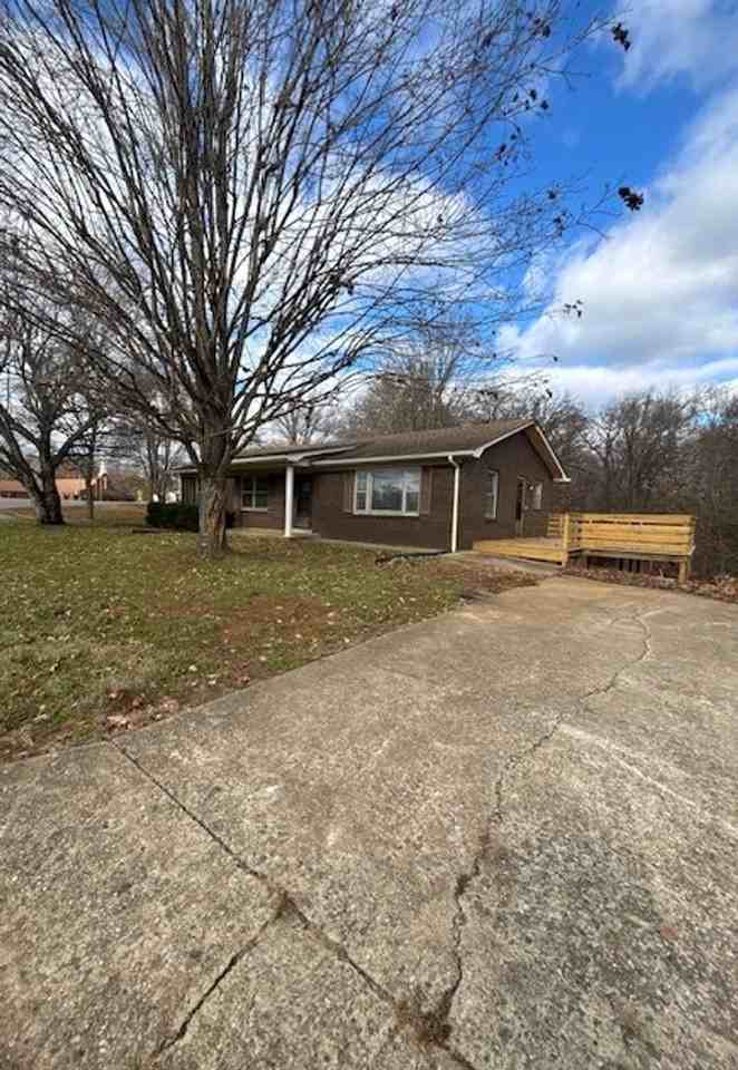 891 Hill Street - Photo 2 of 31