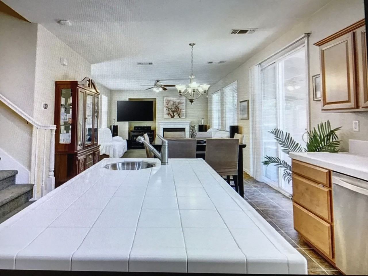 1012 Beymer Loop - Photo 2 of 17