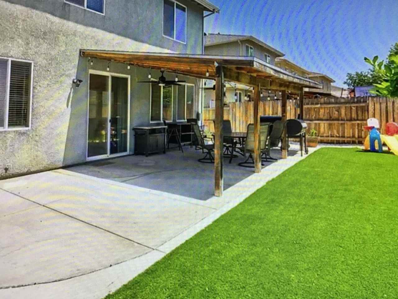 1012 Beymer Loop - Photo 3 of 17