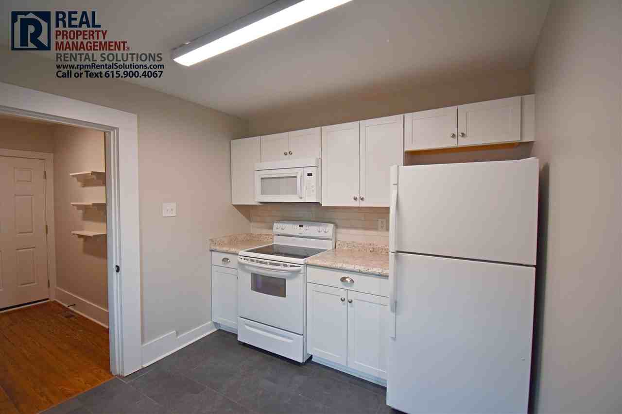 211 2nd Ave - Photo 4 of 15