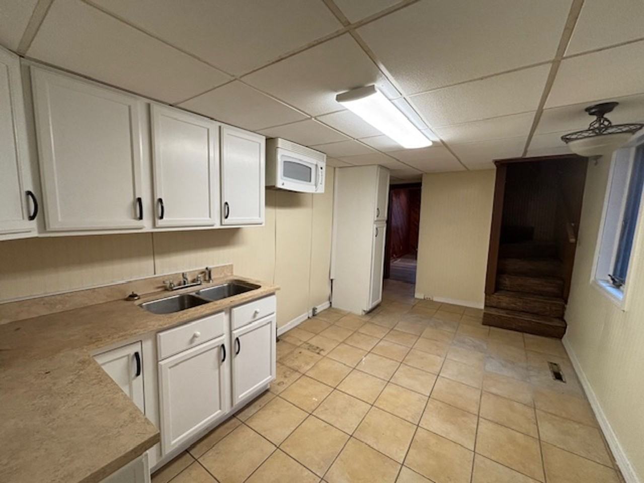 Gordon - 1116-1118 Church Ave - Photo 5 of 9