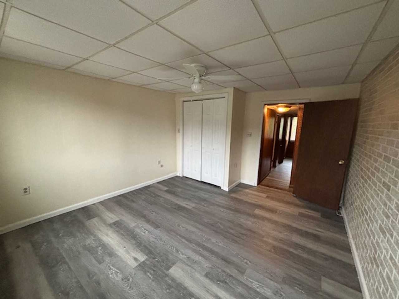 Gordon - 1116-1118 Church Ave - Photo 6 of 9