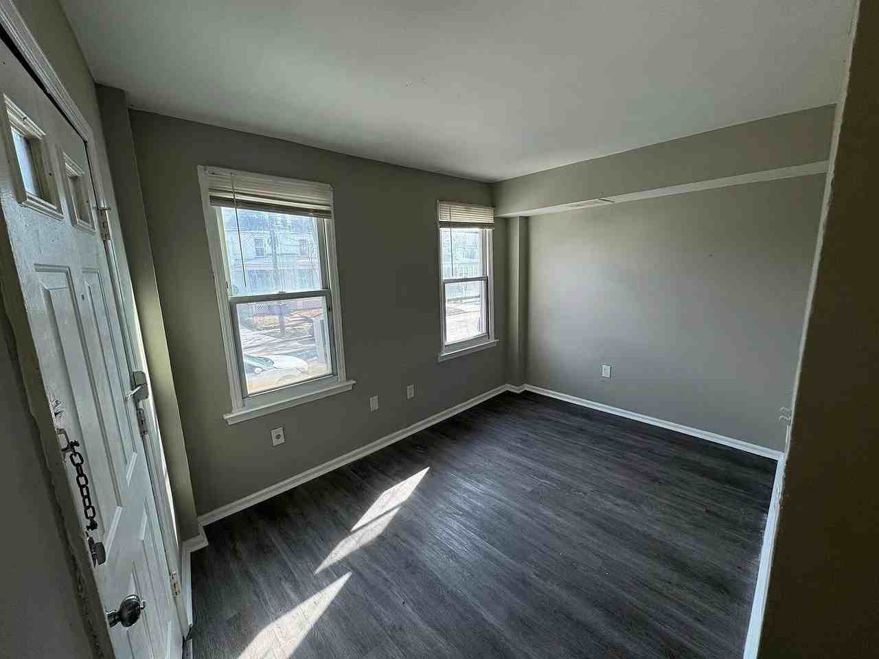 141-145 Cooper Avenue - Photo 6 of 19