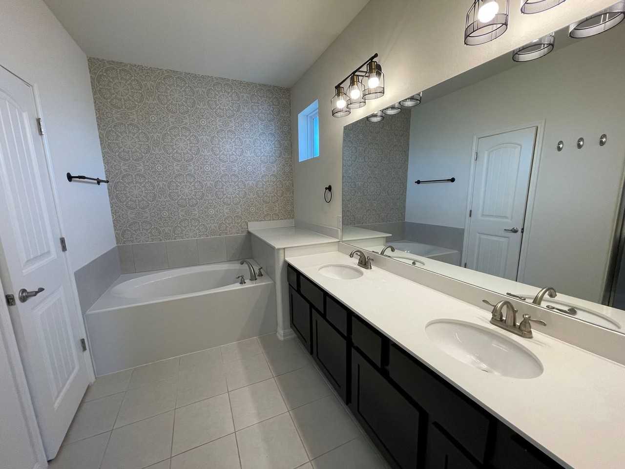 142 Simon - Photo 7 of 10