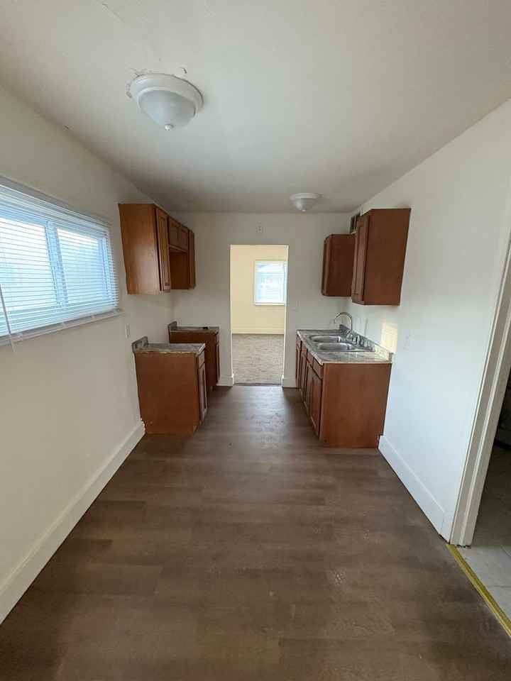 2350 Dawnlight Ave - Photo 5 of 20