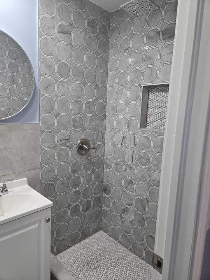 3913 South Harvey Avenue #2 - Photo 5 of 8