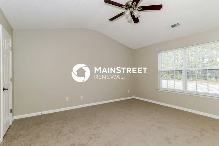 5319 Creekview Way - Photo 7 of 17