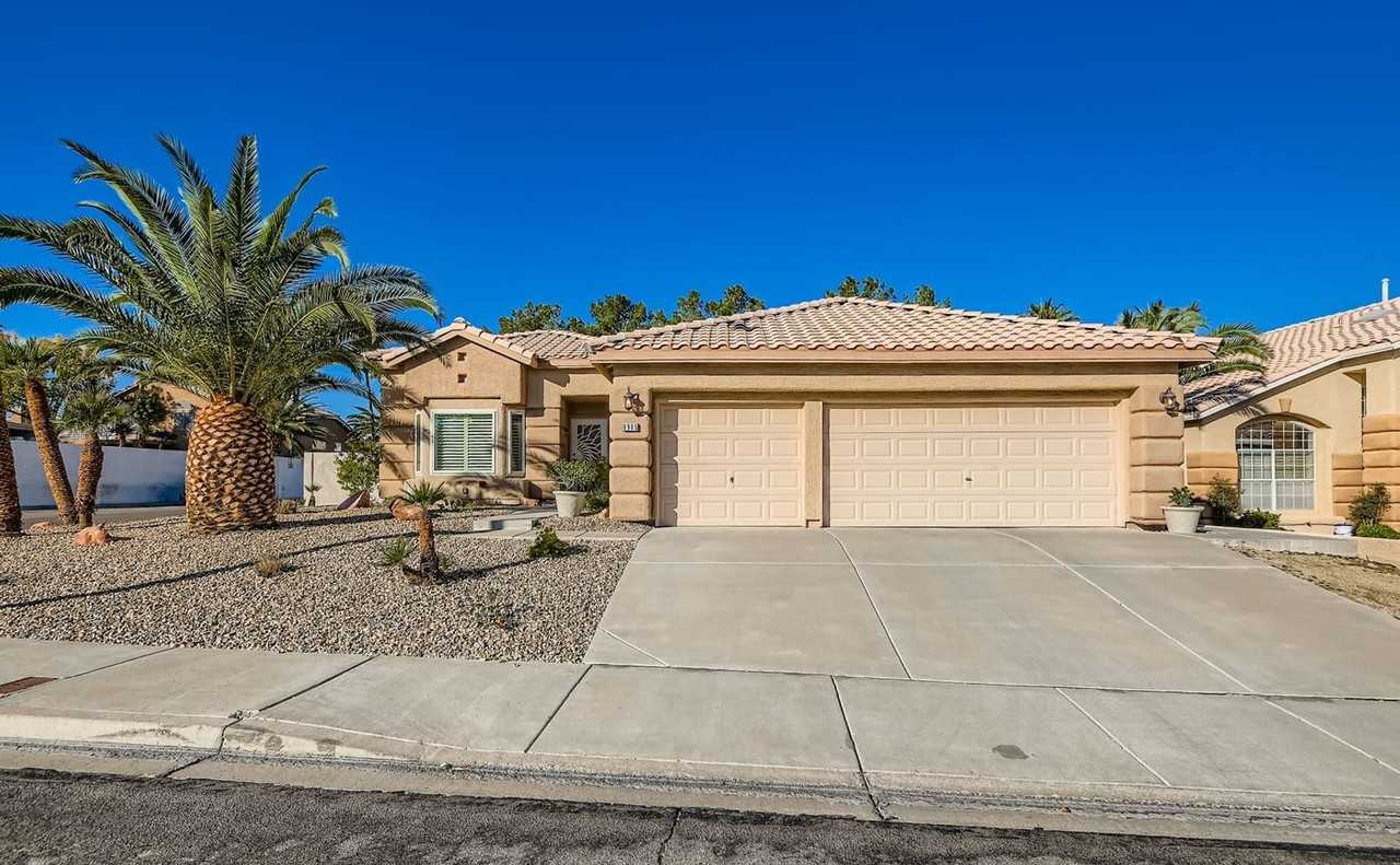 8985 Mcleod Dr - Photo 2 of 36