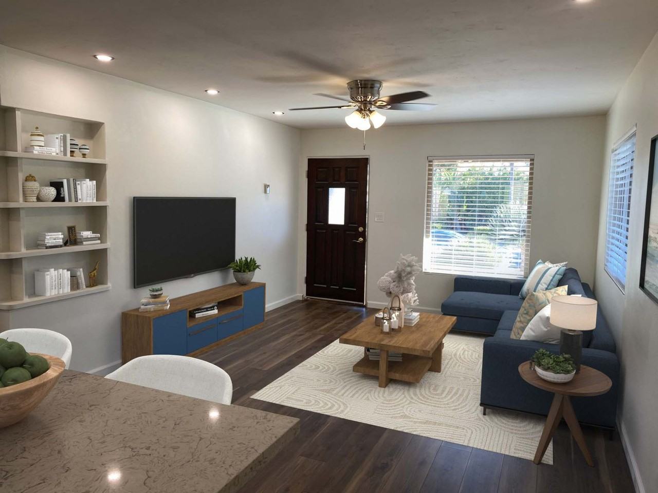 1376 Thomas Ave - Photo 5 of 11