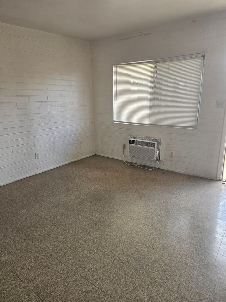 Oakwood Terrace Apartments - Photo 3 of 16