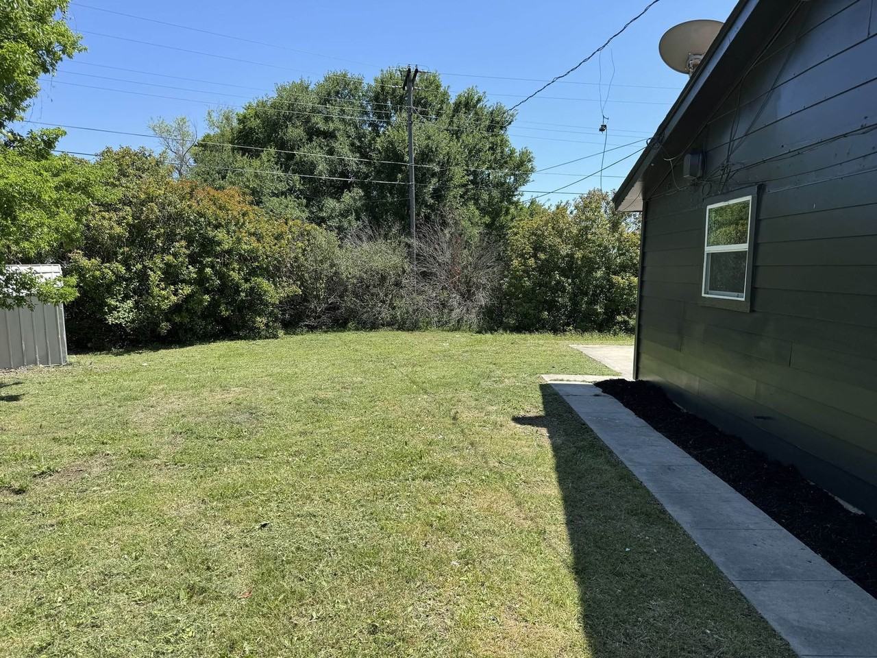 2009 Pleasant Ln - Photo 6 of 18