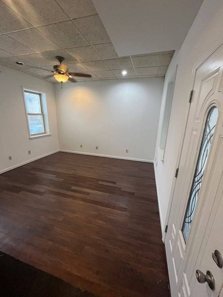 243 West Vine Street - Photo 3 of 21