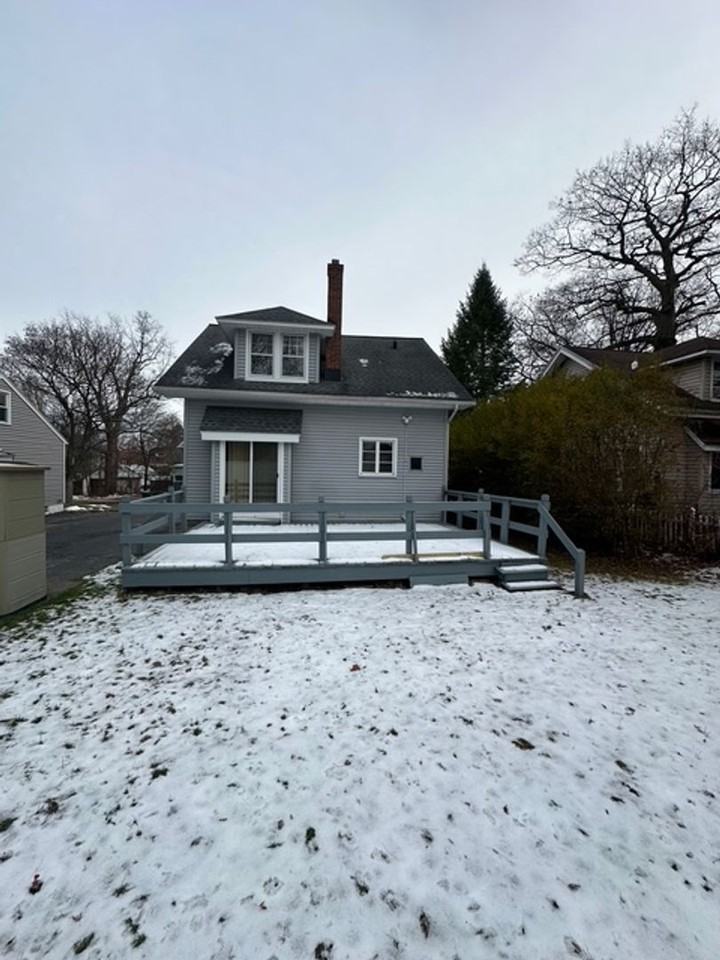 25 Meech Park - Photo 3 of 24