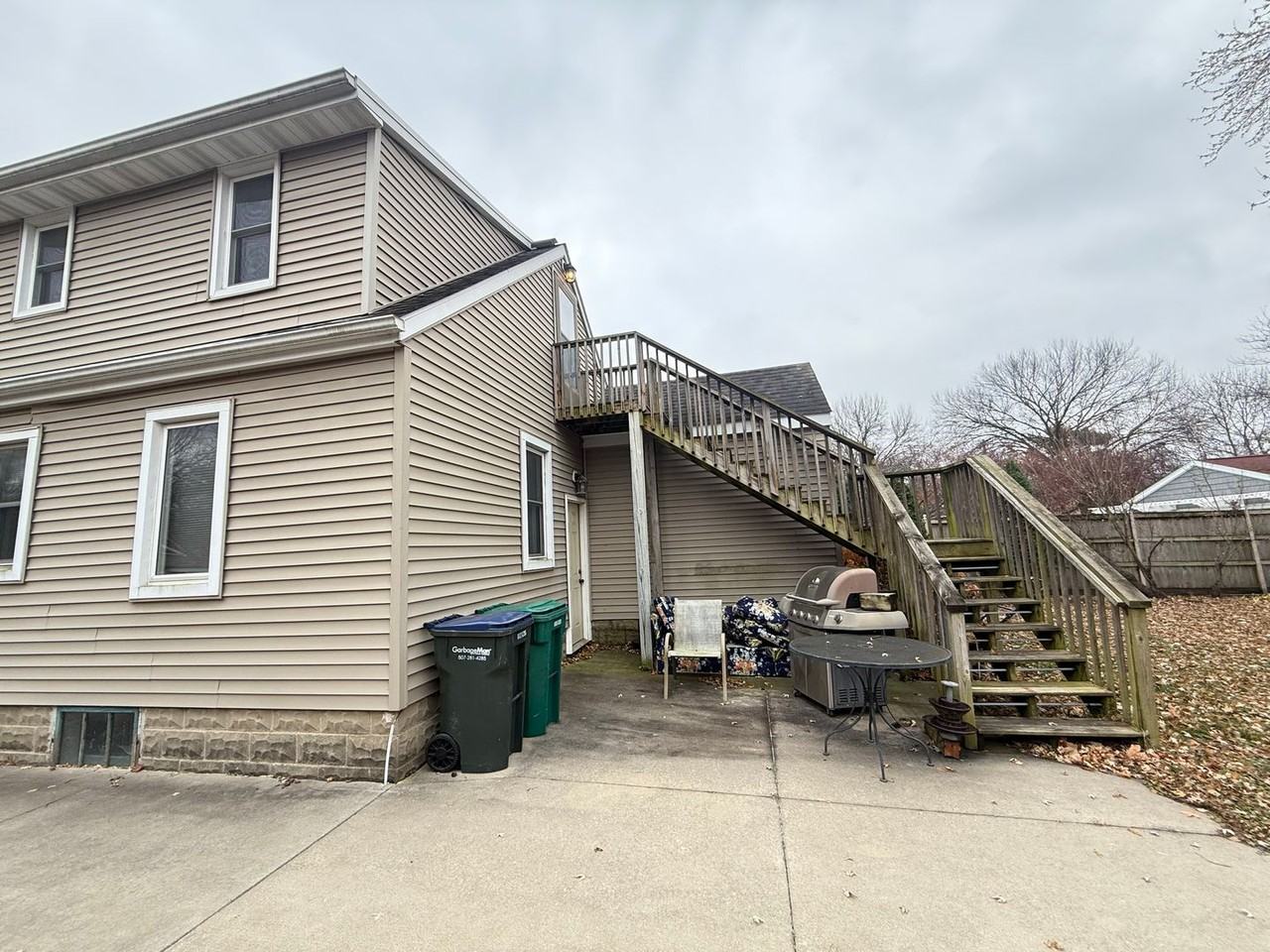 511 10th Ave SE - Photo 3 of 26