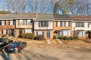 featured image of 1096 Chinook Avenue