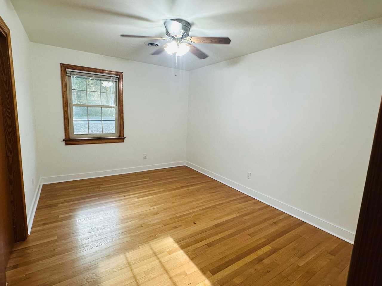 2001 Hicks Rd - Photo 4 of 11