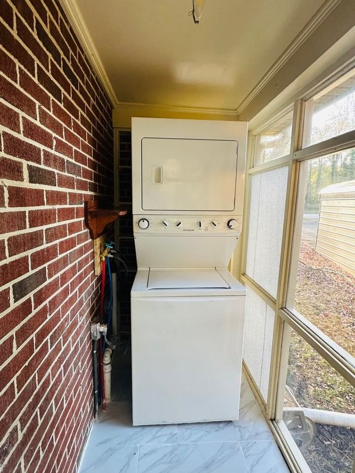 2001 Hicks Rd - Photo 7 of 11