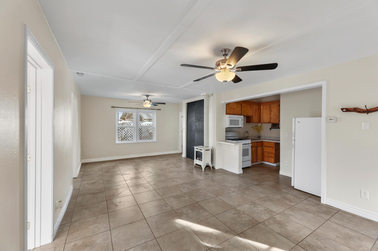 140 1/2 Garden St - Photo 7 of 19