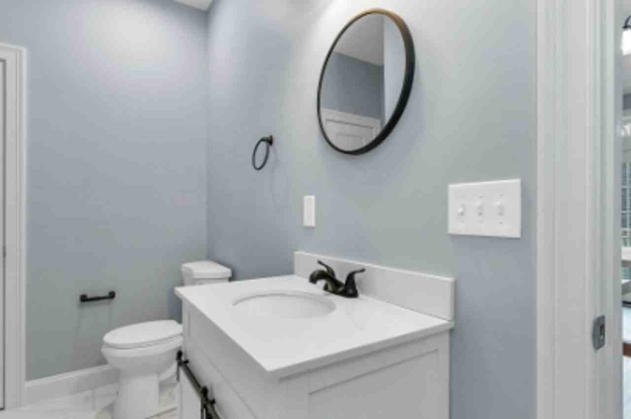 65 Main St - Photo 3 of 10