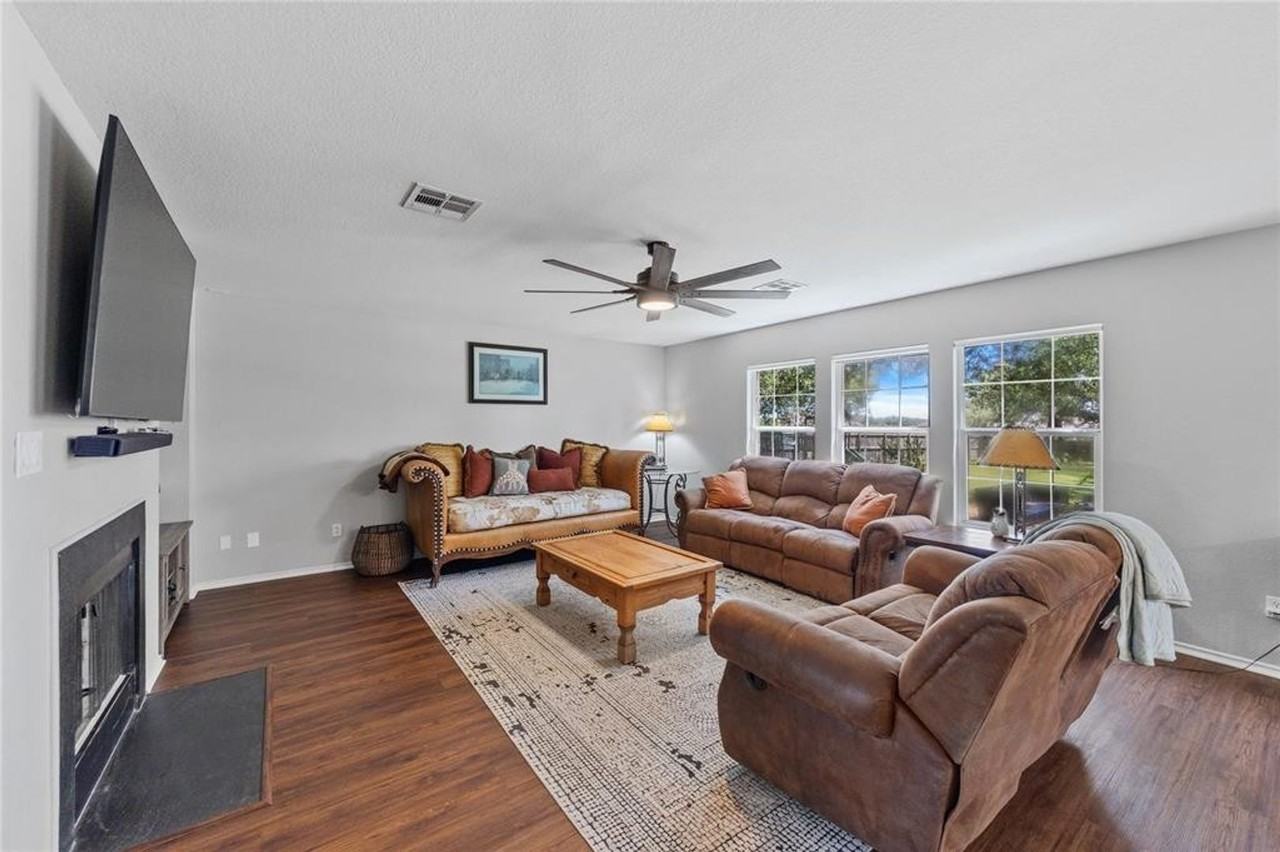 201 S Sumac Ln - Photo 5 of 16