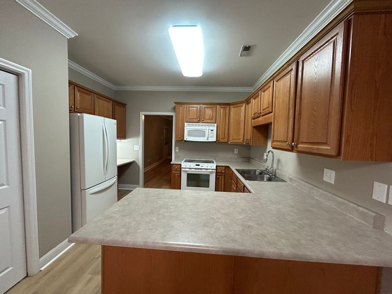 1303 Autumn Lane Southwest - Photo 5 of 25